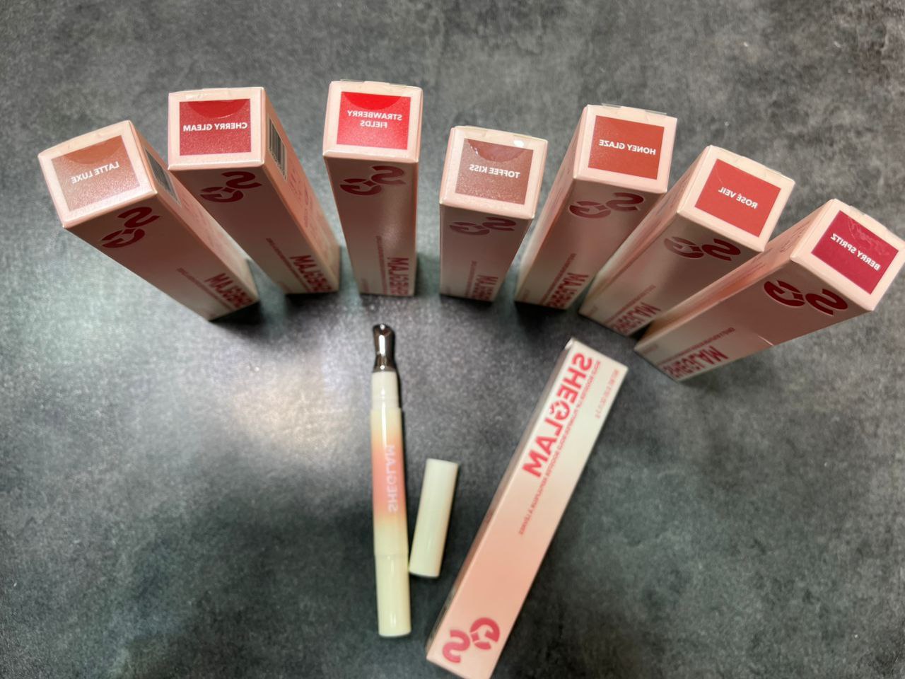 لیپ بوستر حجم دهنده لب شیگلم